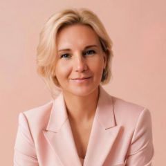 Николаевская Елена